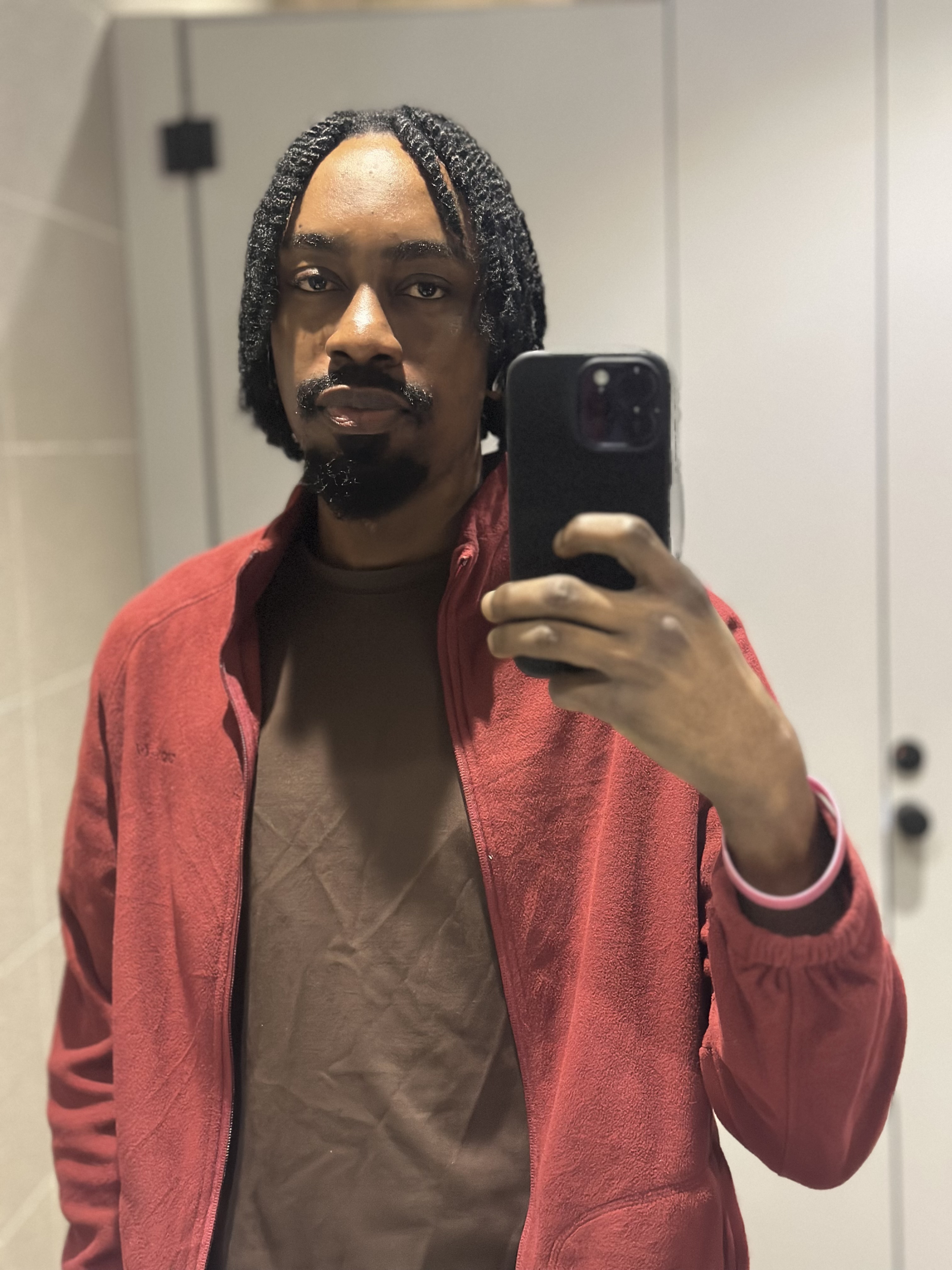 Edmond Ate profile photo